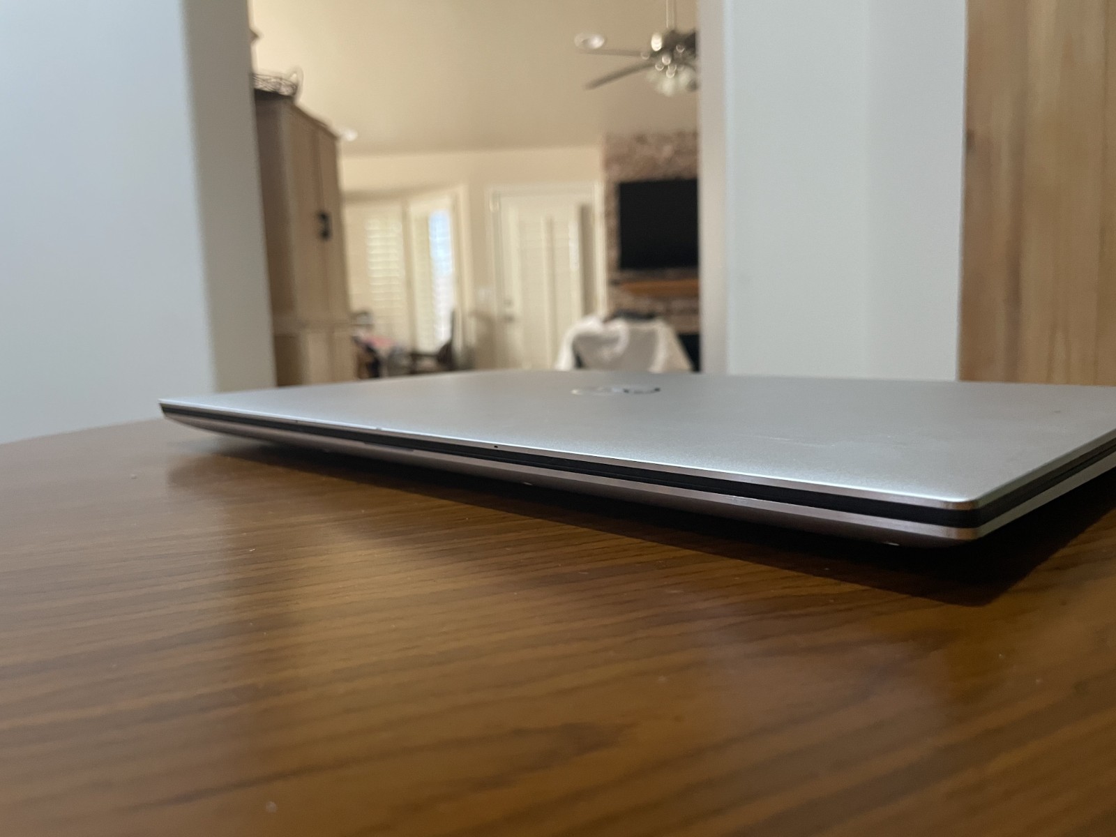 Dell XPS 15 9530 3.5K OLED Touch i7-13700H 32GB 1TB SSD RTX 4050 – 100% Battery
