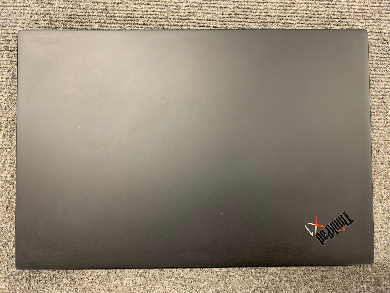 Lenovo ThinkPad X1 Carbon Gen 8 14″ Laptop i7-10510U 16GB RAM 1TB NVMe