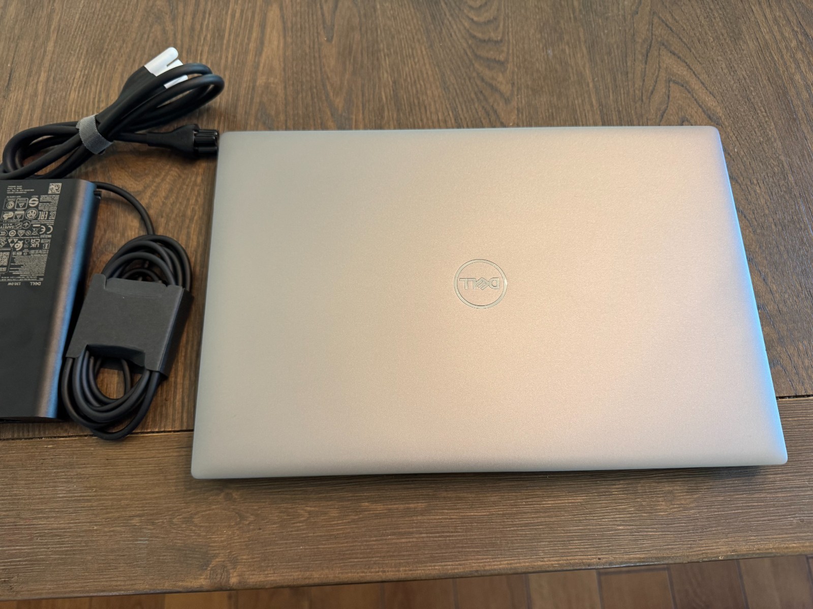 Dell Precision 5490 14″ QHD 3.8 Ghz Ultra 7 165H 32GB 512GB RTX 2000 Ada