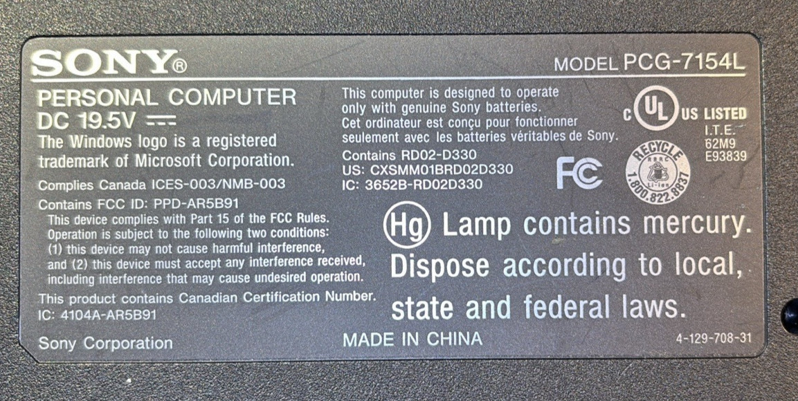 Sony VAIO PCG-7154L 3GB RAM Boots to Ubuntu. No battery.