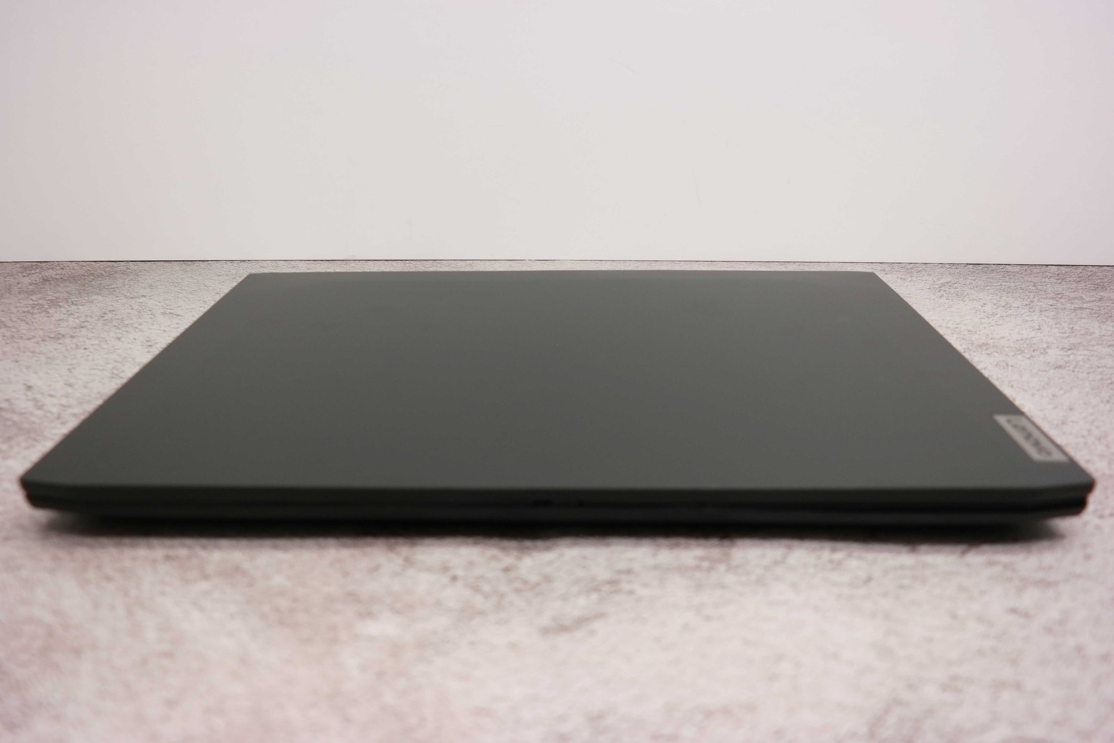 Lenovo IdeaPad Gaming 3 15ACH6 15.6″ Ryzen 5 Laptop BROKEN