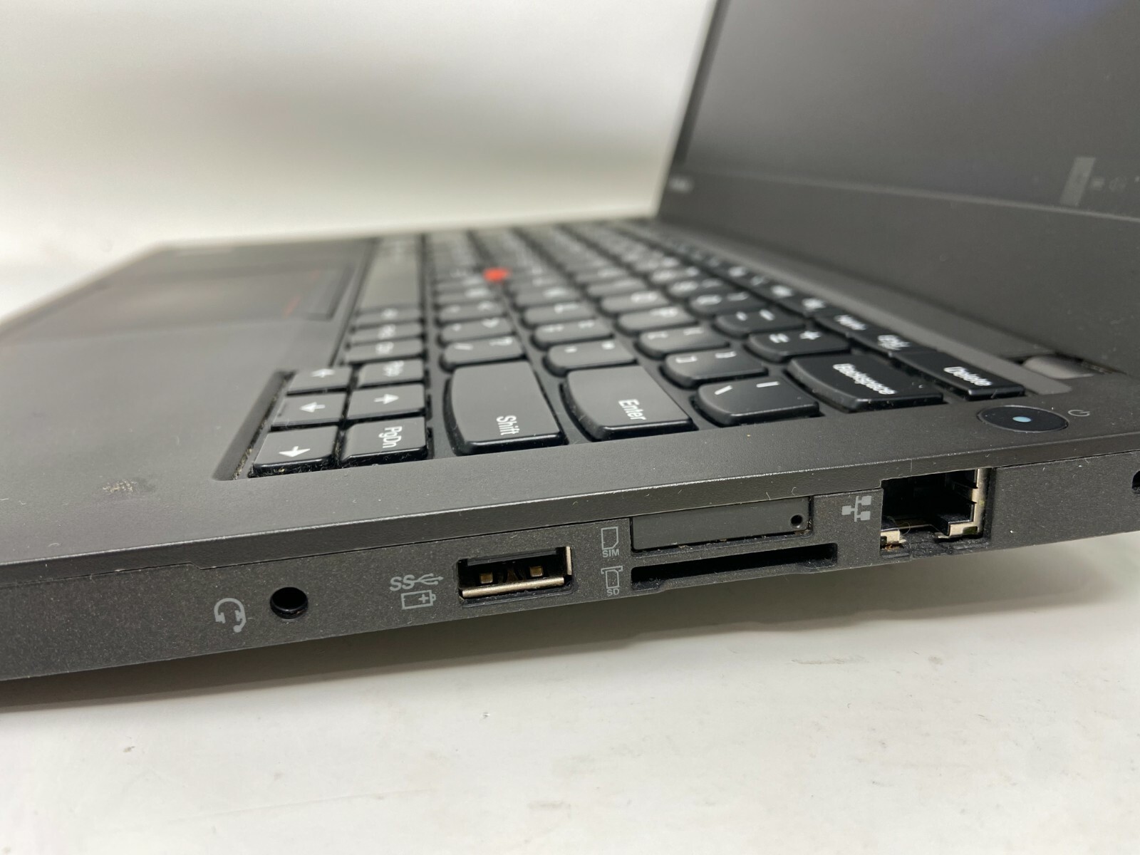 Lenovo ThinkPad X240 12″ i5-4300u 1.9GHz 8GB 320GB Touch Screen Win 10 Laptop