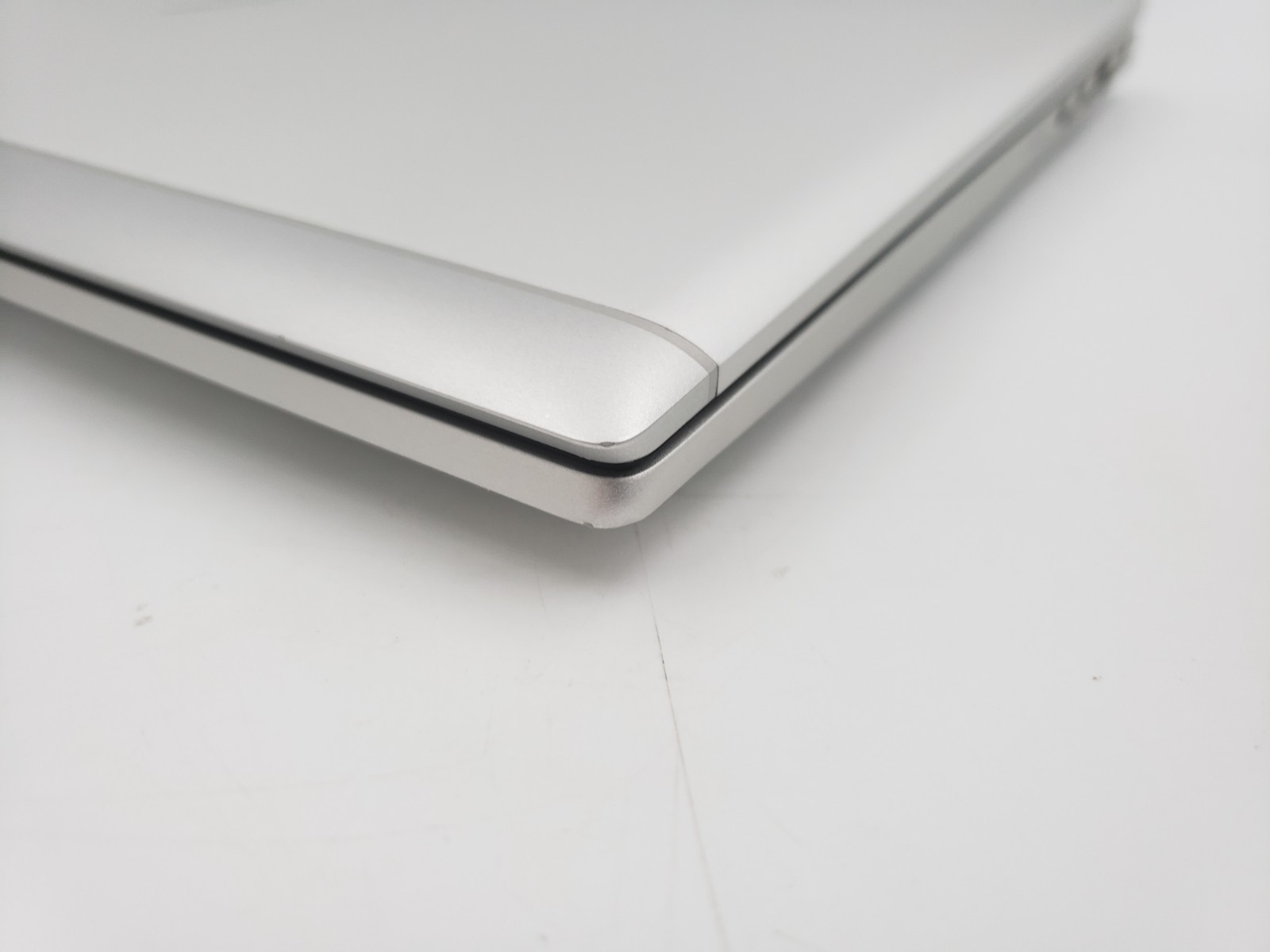 HP EliteBook 840 G8 i7-1165G7 2.80GHz 16GB Ram 512GB SSD Win 11 Pro