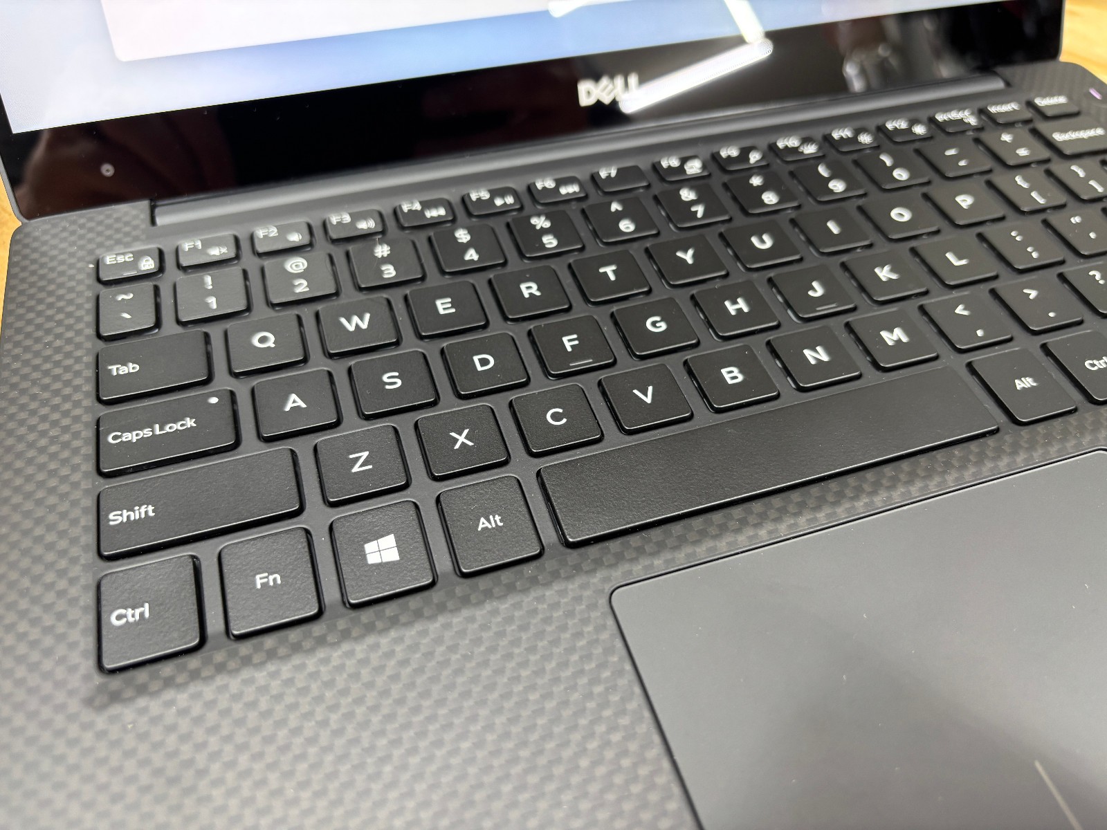 Dell XPS 13 9360 Rose Gold i7-7560U 8GB 256GB SSD Iris Plus 640 Win11