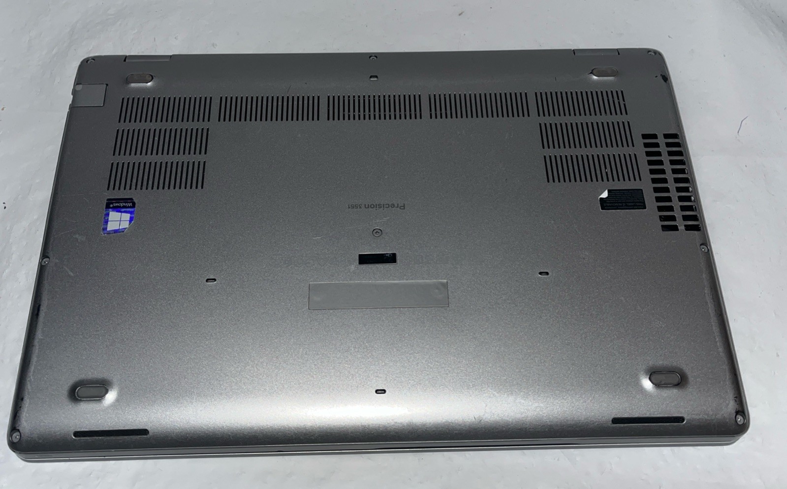 Dell Precision 3551 15.6″ i5-10400H@2.6GHz, 16GB RAM, 256GB M2, W11P *READ