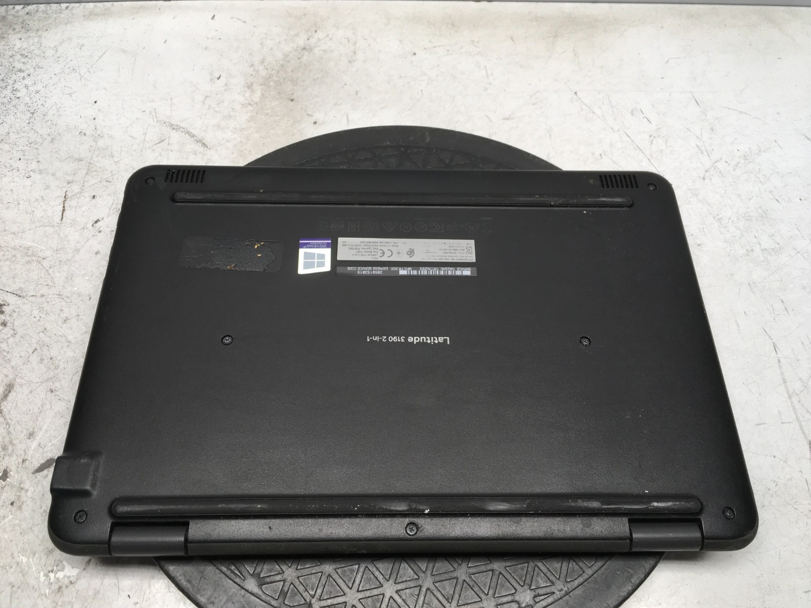Dell Latitude 3190 2-In-1 Intel Celeron N4100 1.1GHz 4 GB NO HD BIOS locked