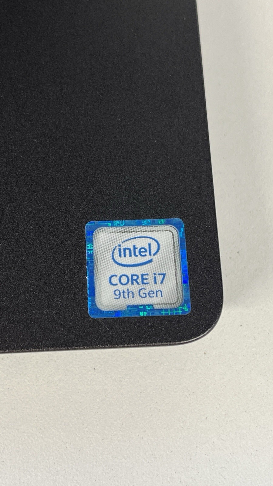 Dell Precision 3541 15.6 FHD i7-9850H 32GB 512GB Quadro P620 – Windows 11 Pro