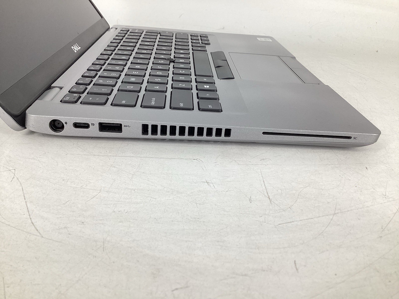 Dell Latitude 5410 14″ (i5-10310U @1.70GHz 8GB RAM 256GB NVMe, No OS) No AC