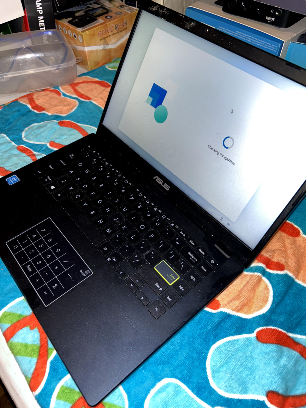 Asus Vivobook Go 12/E410M 14″ Celeron N4020 1.1GHz 4GB RAM 64GB *READ* (TM)