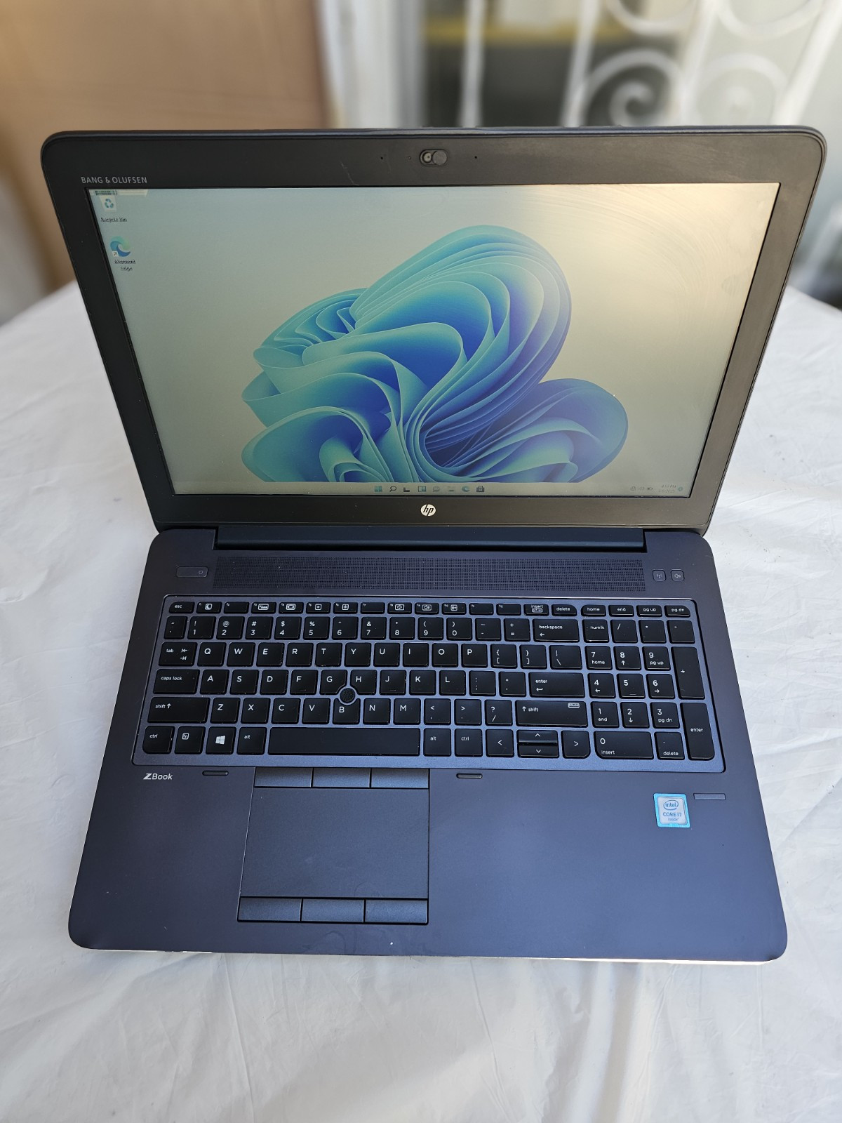 HP ZBook Studio G3 15″ Touch | i7-6820HQ 2.7GHz | 16GB RAM 512 Gb NVMe