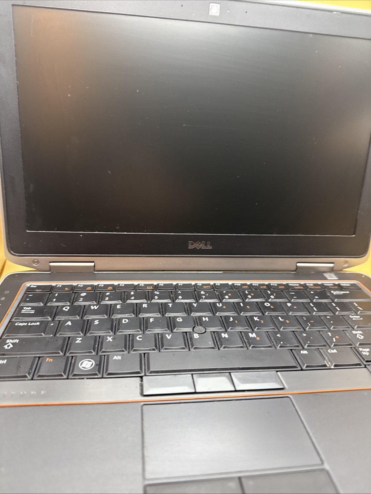 DELL LATITUDE E6320 Laptop w/ Intel Core i5-2520M 2.50 GHZ + 8 GB Parts Only