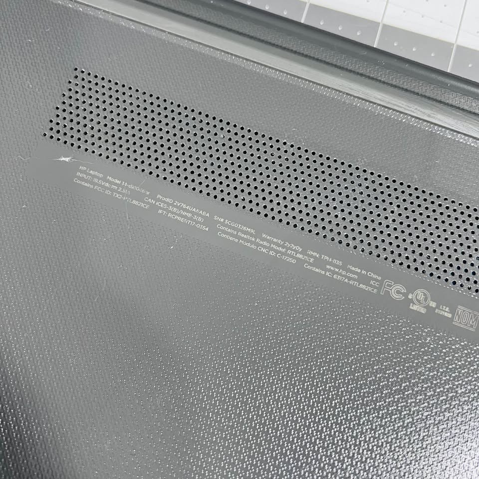 HP Grey Laptop / Factory Reset with Charger ( Works)