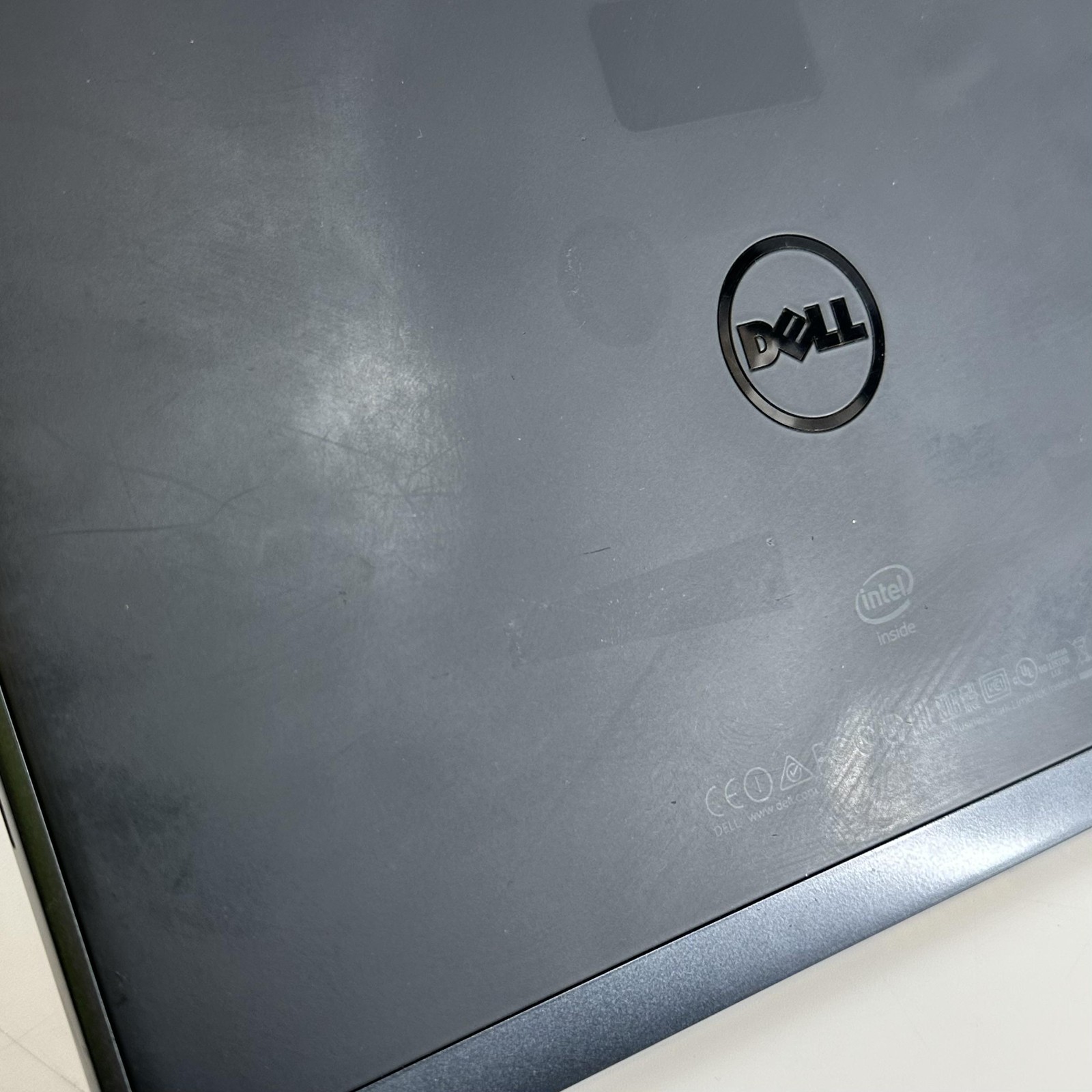 Dell Venue 10 Pro 5056 TOUCH FHD+ 1.44GHz Atom x5-Z8500 4GB 128GB – BAD BATTERY