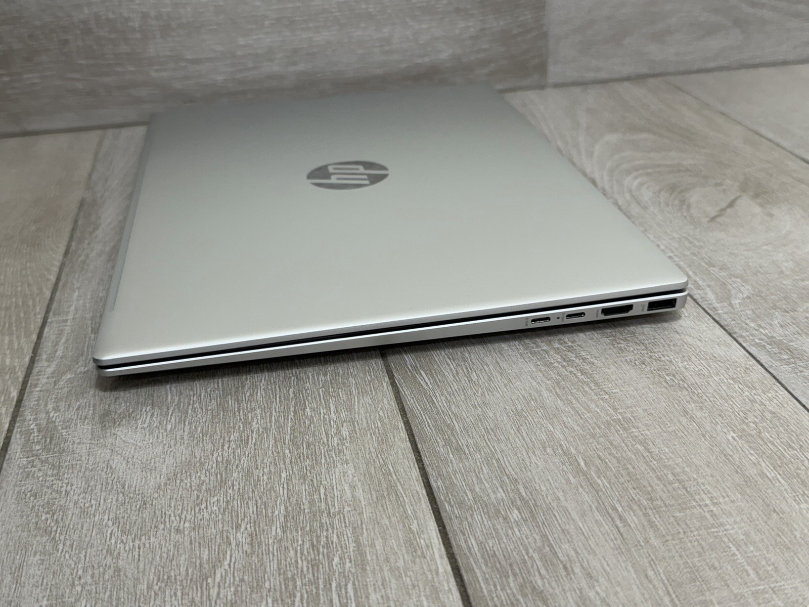 HP Pavilion 16-af0010nr 16″ Touch Laptop Core Ultra 5 125U 8GB RAM 512GB NVMe