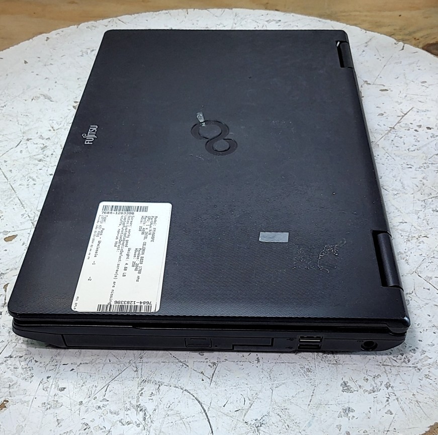 FUJITSU FMVNA6FE Laptop Intel Celeron B820 4GB 250GB SEE NOTES