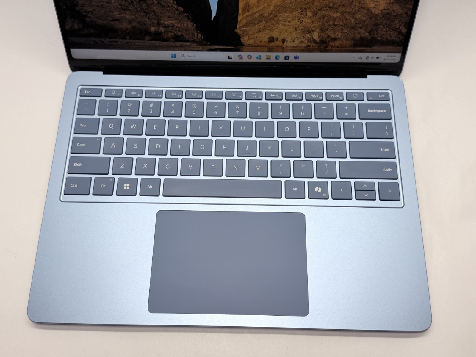 Microsoft Surface Laptop 7 13.8 Snapdragon X Plus 16GB 512GB SSD Tested