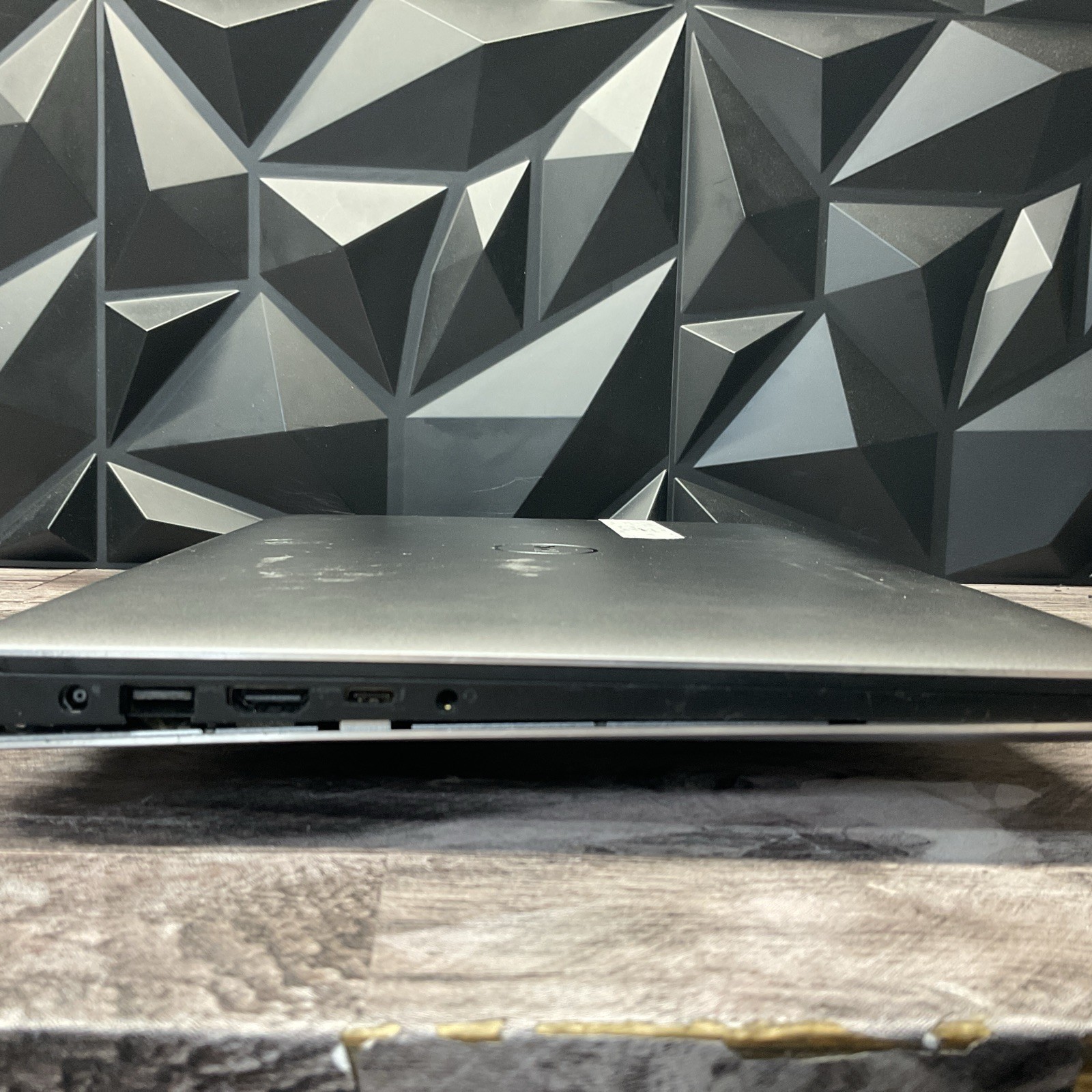 Dell XPS 15 9530 / i7 6th Gen / Touchscreen / No RAM / No SSD