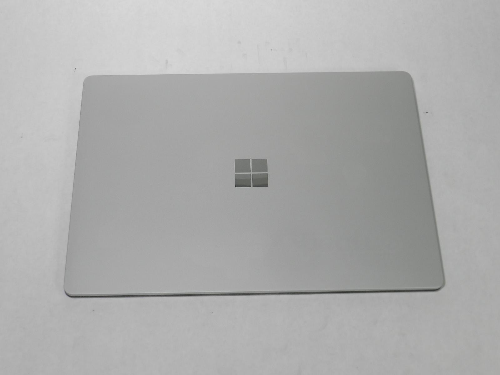 MICROSOFT SURFACE LAPTOP 2 | i5-8250U | 128GB SSD | 8GB | BH: 89% | w/ Dock 1