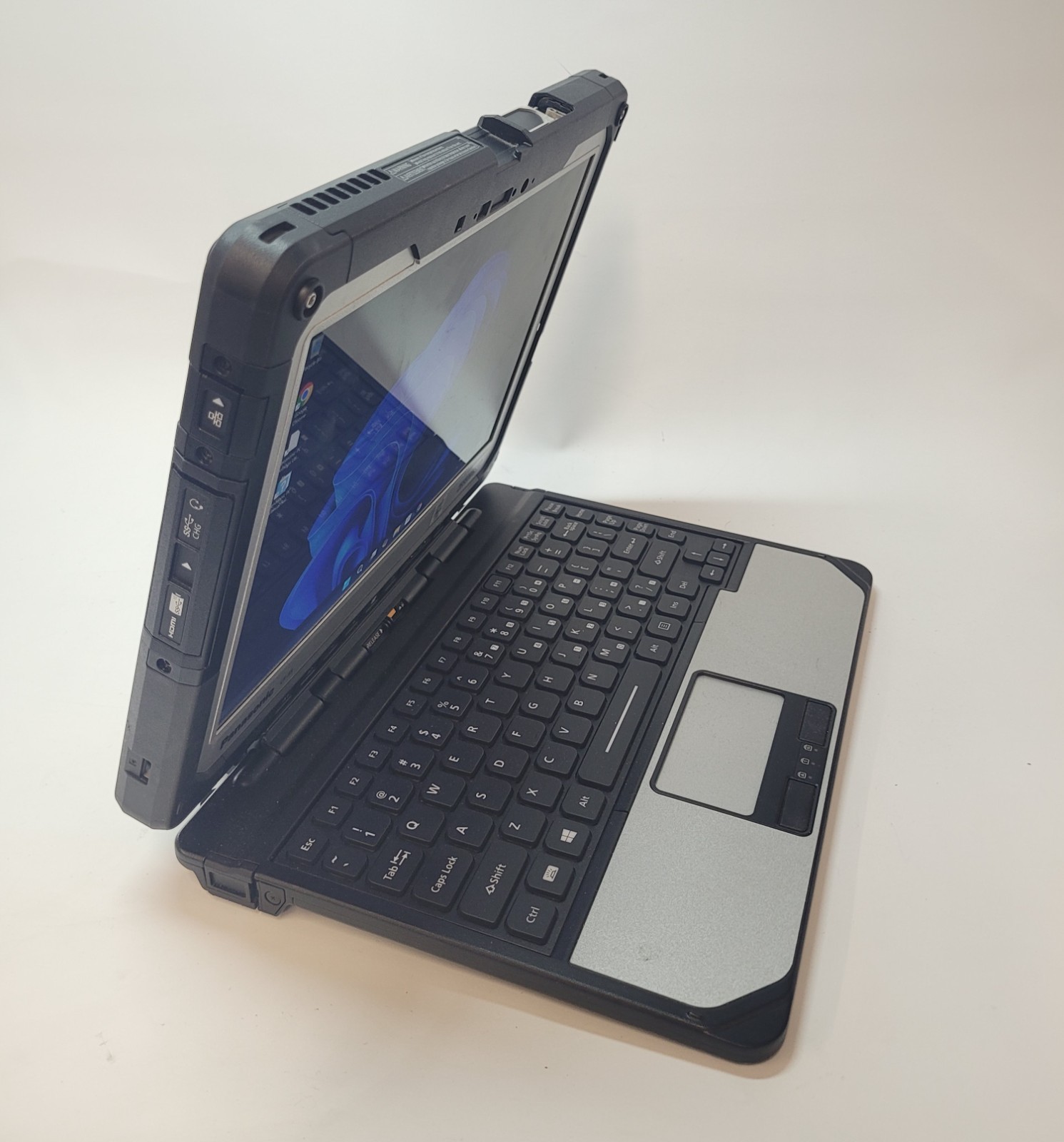 Panasonic Toughbook CF-33 MK2 (480GB SSD 8GB RAM Core i5-10310U)