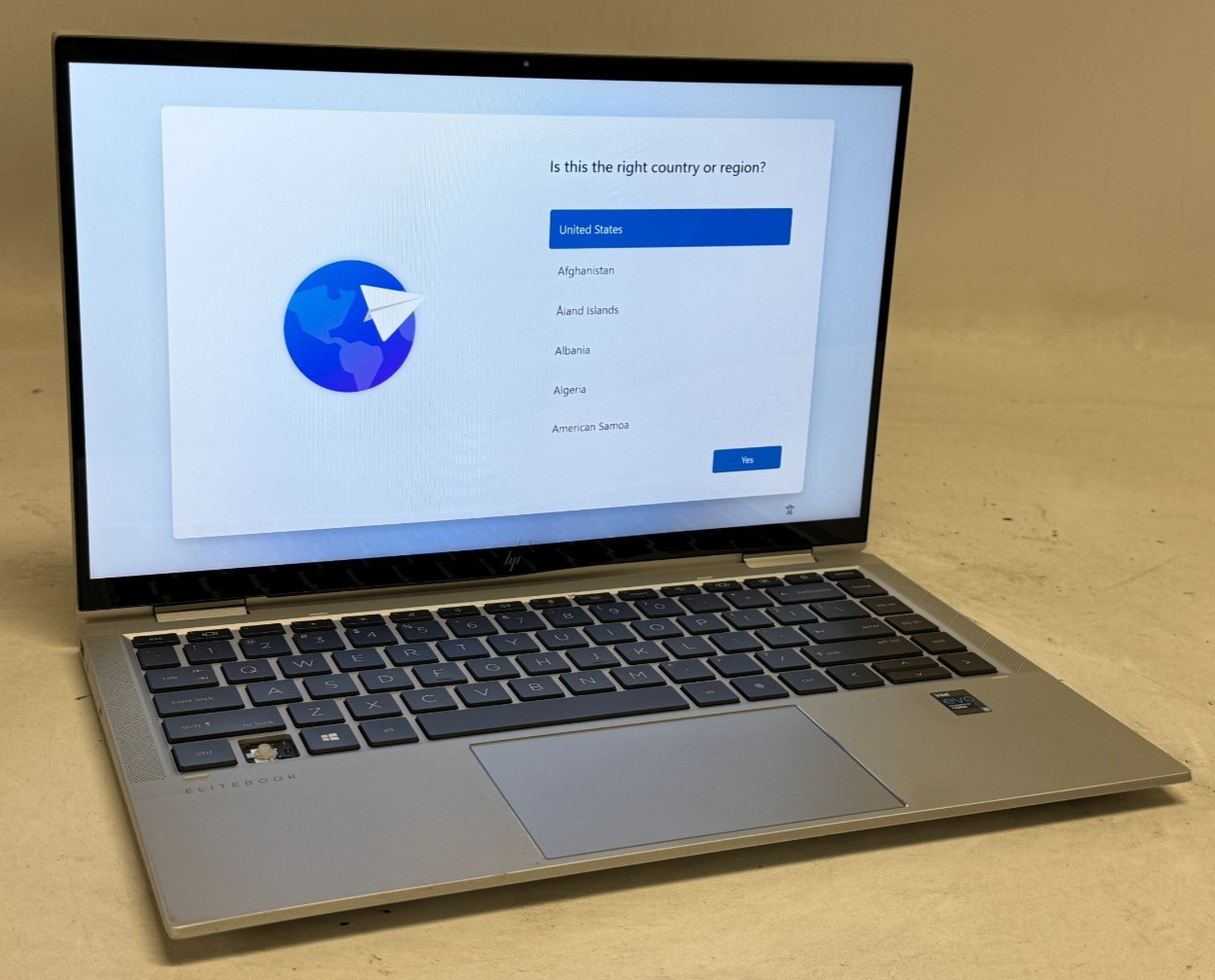 HP EliteBook x360 1040 G8 2in1 (i5-1135G7 – 16GB RAM – 256GB SSD – Win11Home)