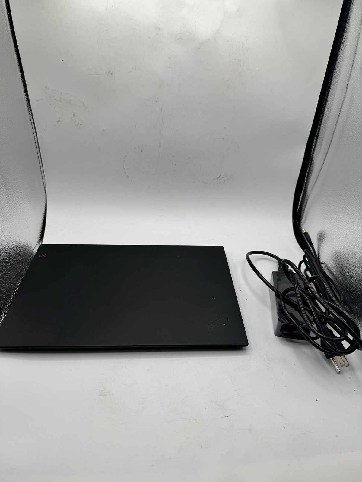 Lenovo ThinkPad X1 Carbon 6th Gen 14″ FHD Touch I5-8350U 512GB SSD 16GB W11P