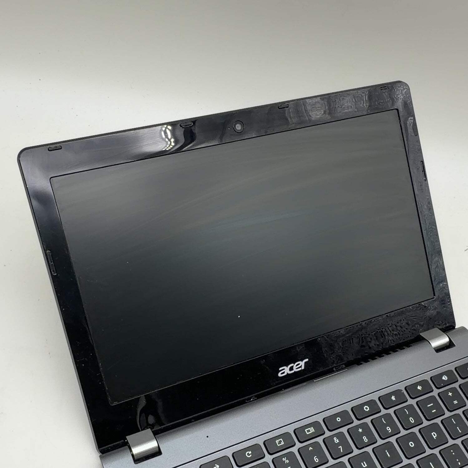 Acer Chromebook C740 ZHN 11.6″ Celeron 3205u 1.5GHz 4GB RAM 32GB SSD