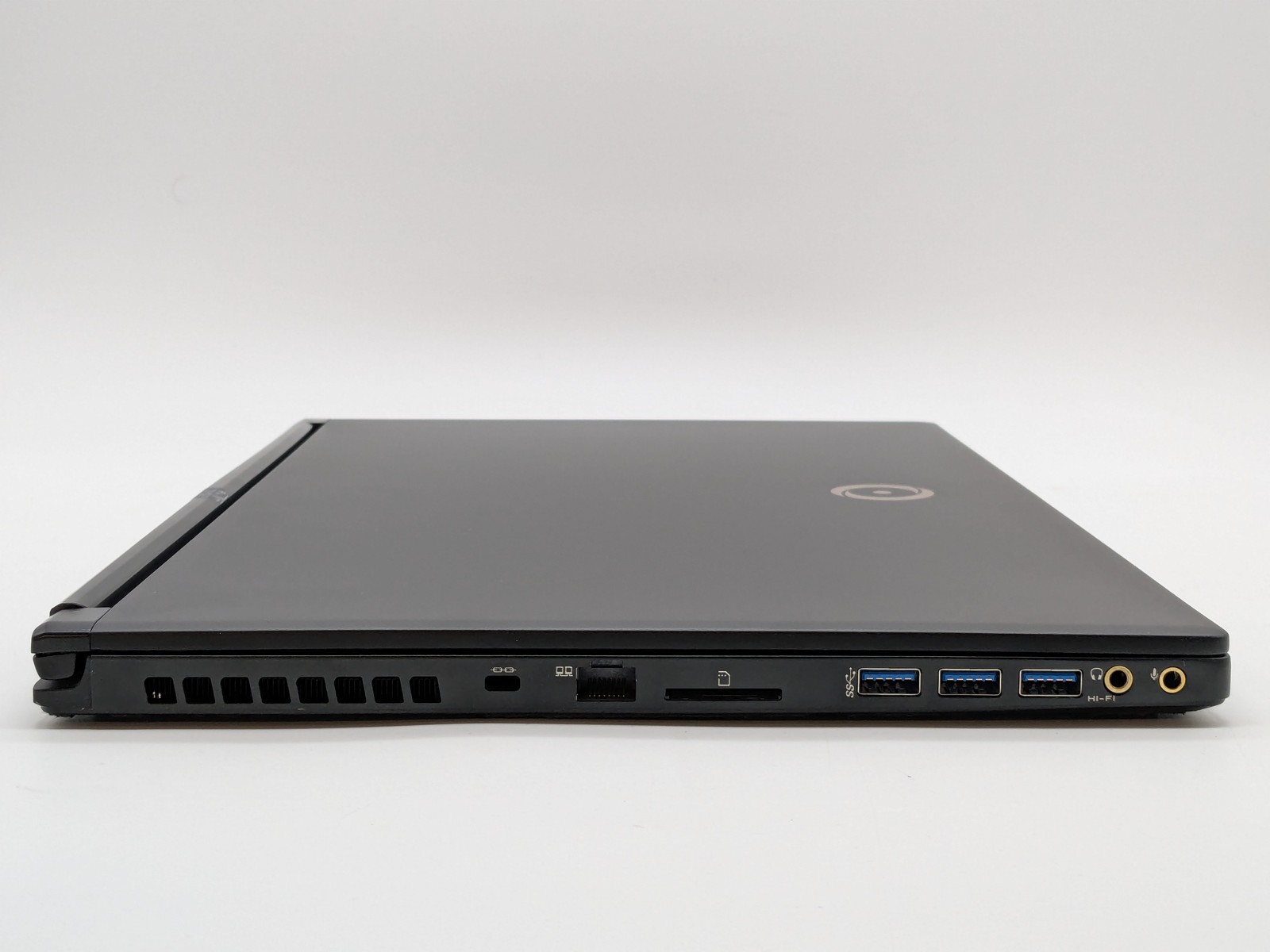 Origin EVO-15S M5-16k2 15″ FHD I7-7700HQ GeForce GTX 1060 Webcam Backlit *READ*