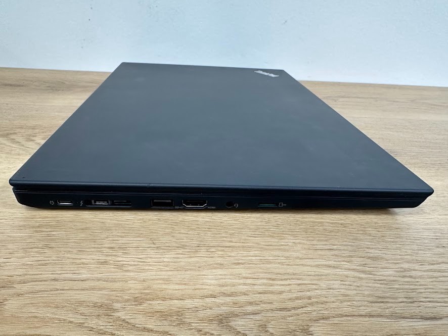 Lenovo ThinkPad P15s Gen 2, Core i7 1165G7 32GB DDR4 Nvidia Quadro T500, 512GB