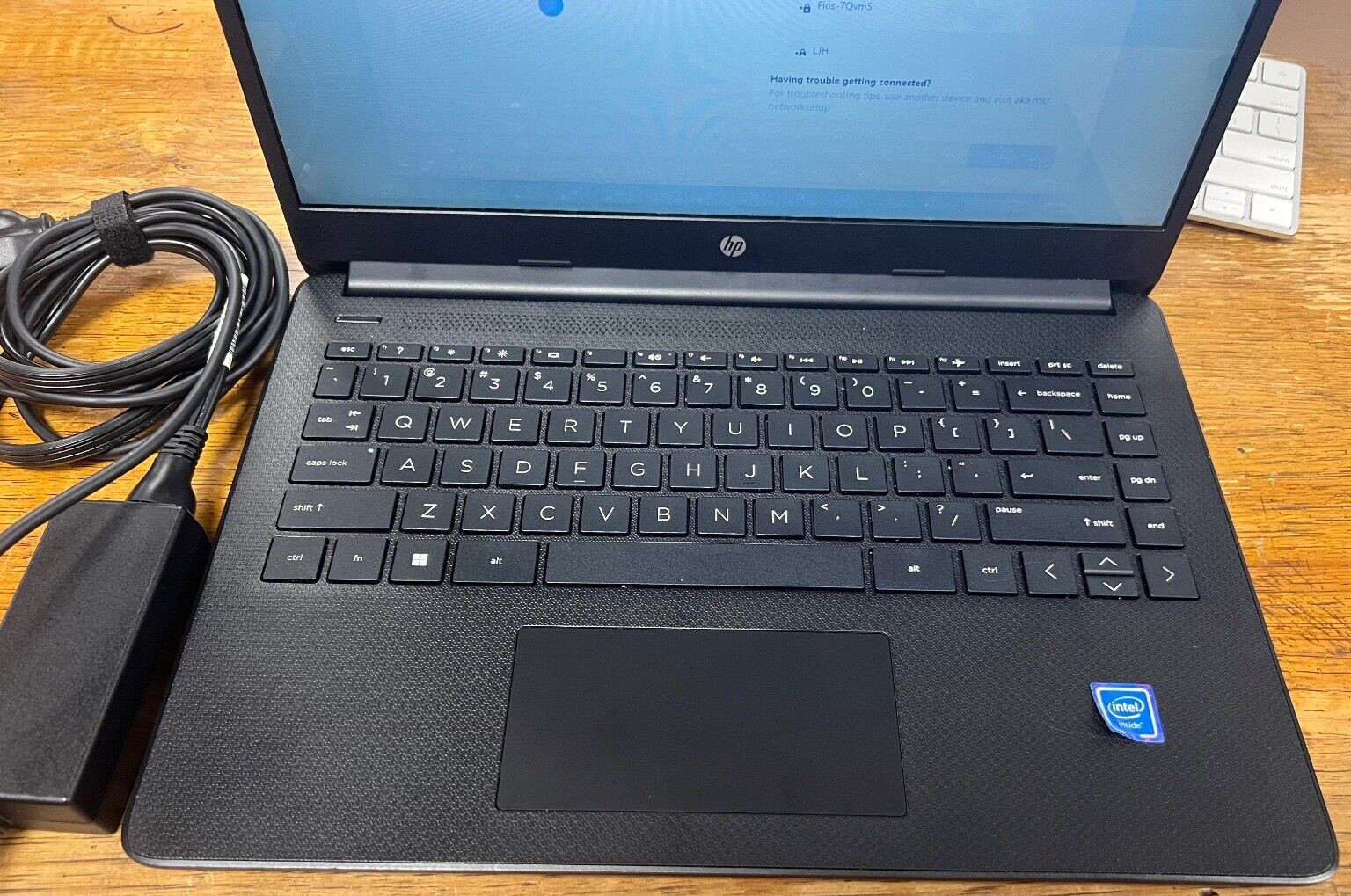 HP 14-DQ0051DX 14″ (64GB eMMC, Intel Celeron N, 2.60 GHz, 4GB) Laptop