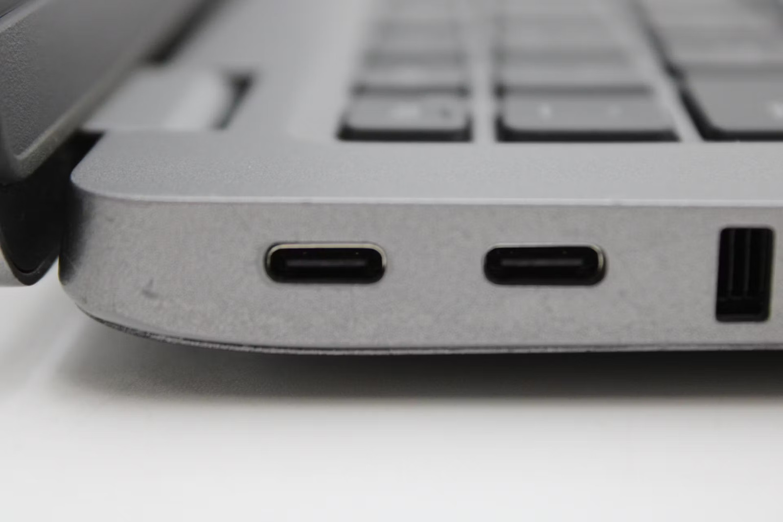 Dell Latitude 5420 Used 14″ i5-1145G7, 16GB RAM, 256GB NVMe