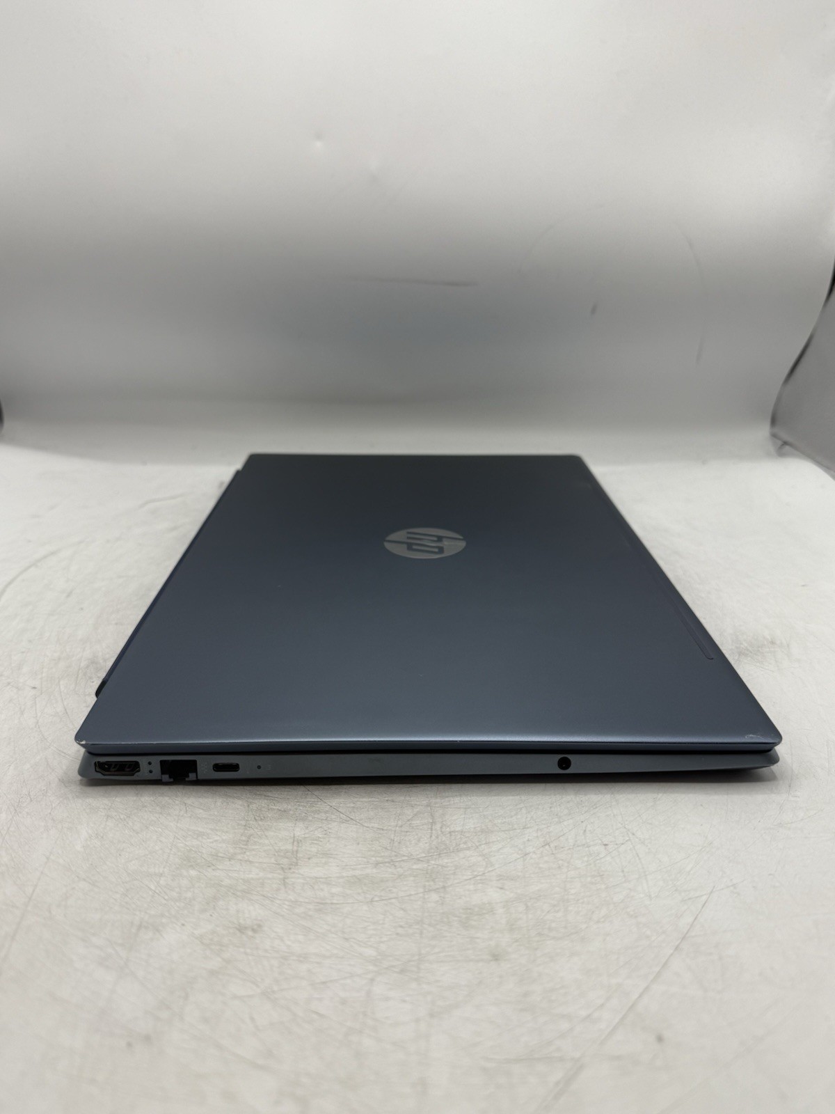 HP Pavilion 15-CS3073CL 15.6″ FHD Touch I7-1065G7 4GB RAM MX250 READ