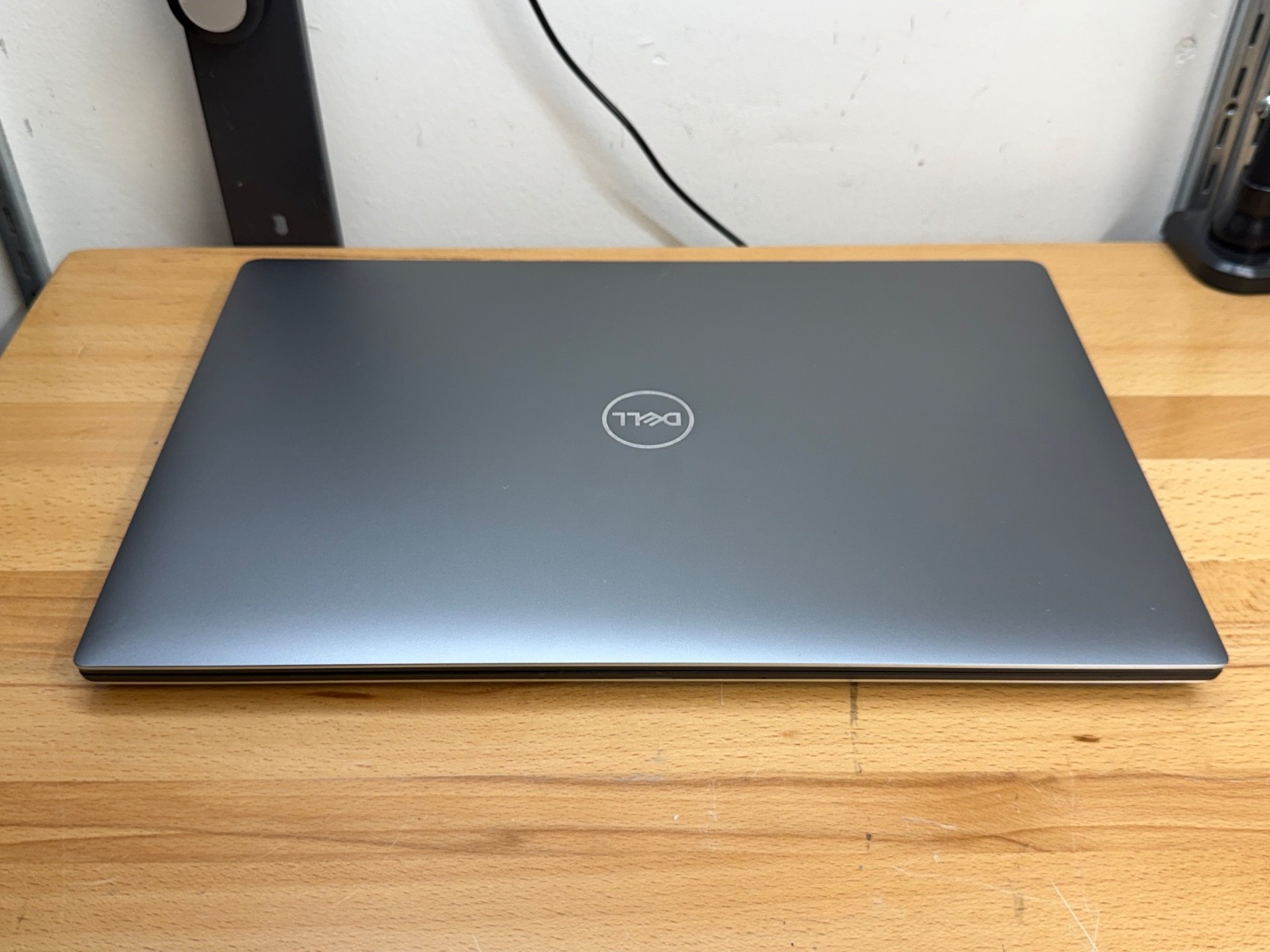 Dell Precision 5540 15.6″ Laptop: Intel Core i5-9400H, 16GB RAM, 256GB SSD GUC