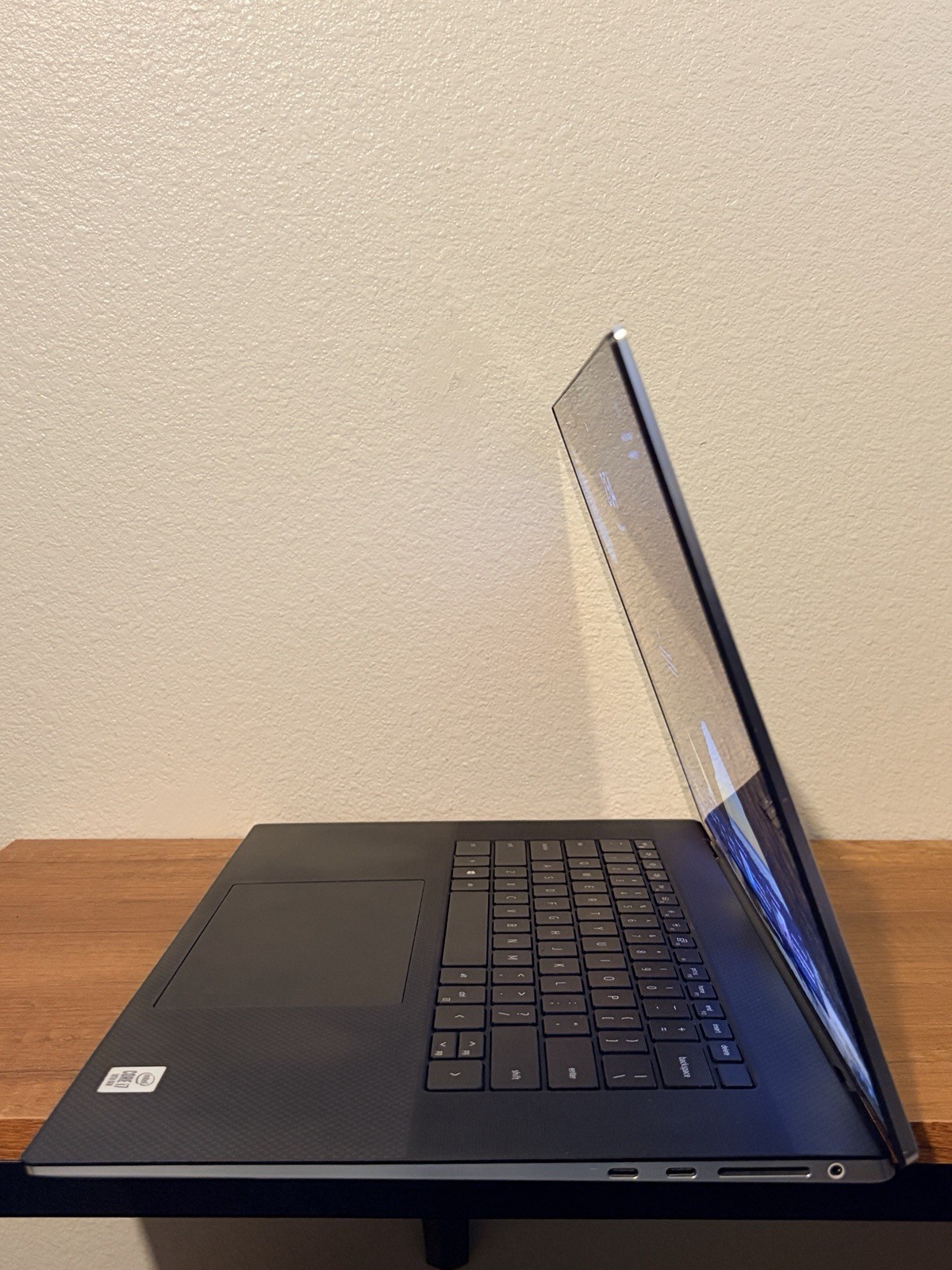 High-End Dell XPS 17 – i7, 32GB RAM, 2TB SSD, RTX 2060 (Excellent Condition)