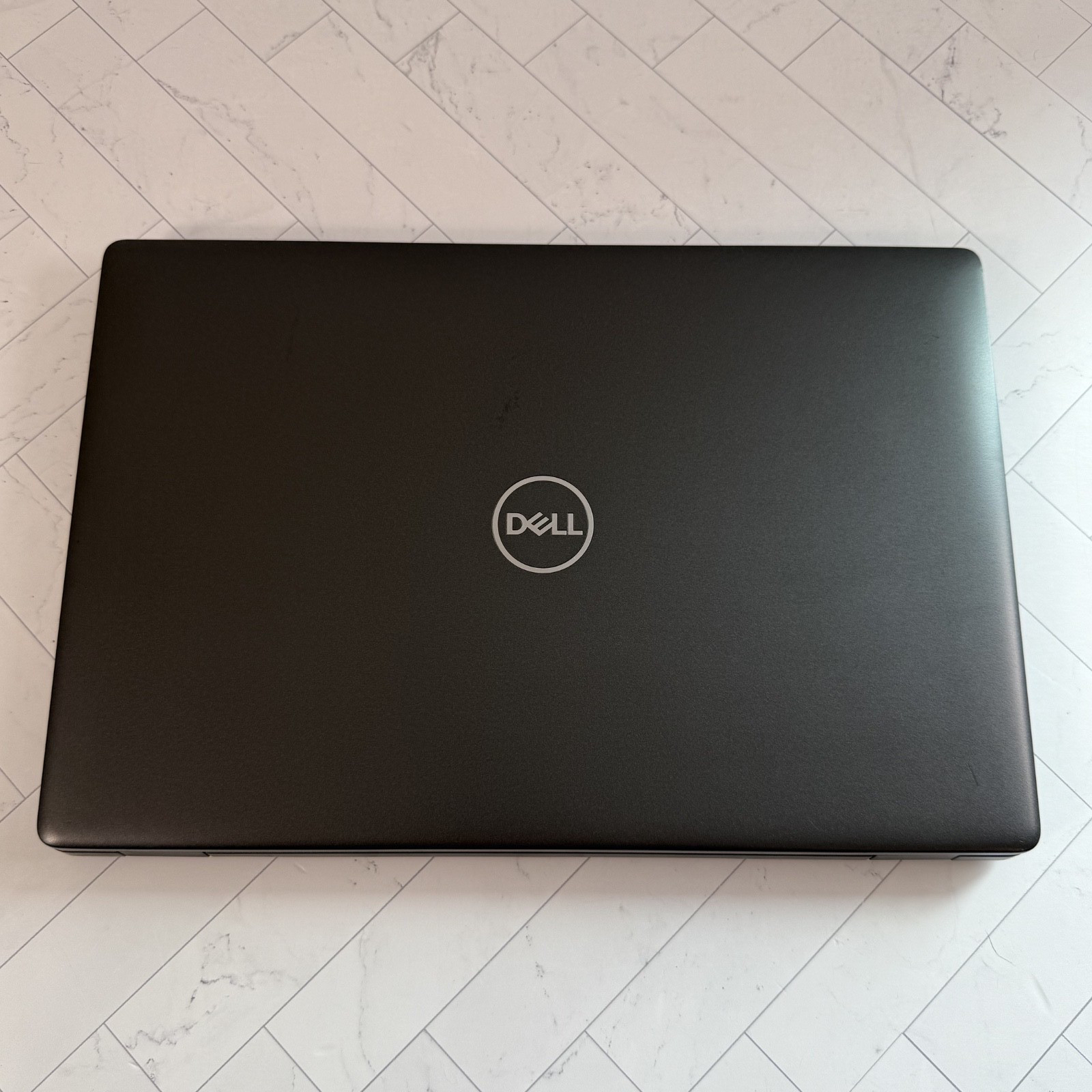Dell Latitude 5400 i7-8665U 1.9GHz 32GB RAM 512GB Intel UHD Graphics 620 #H520