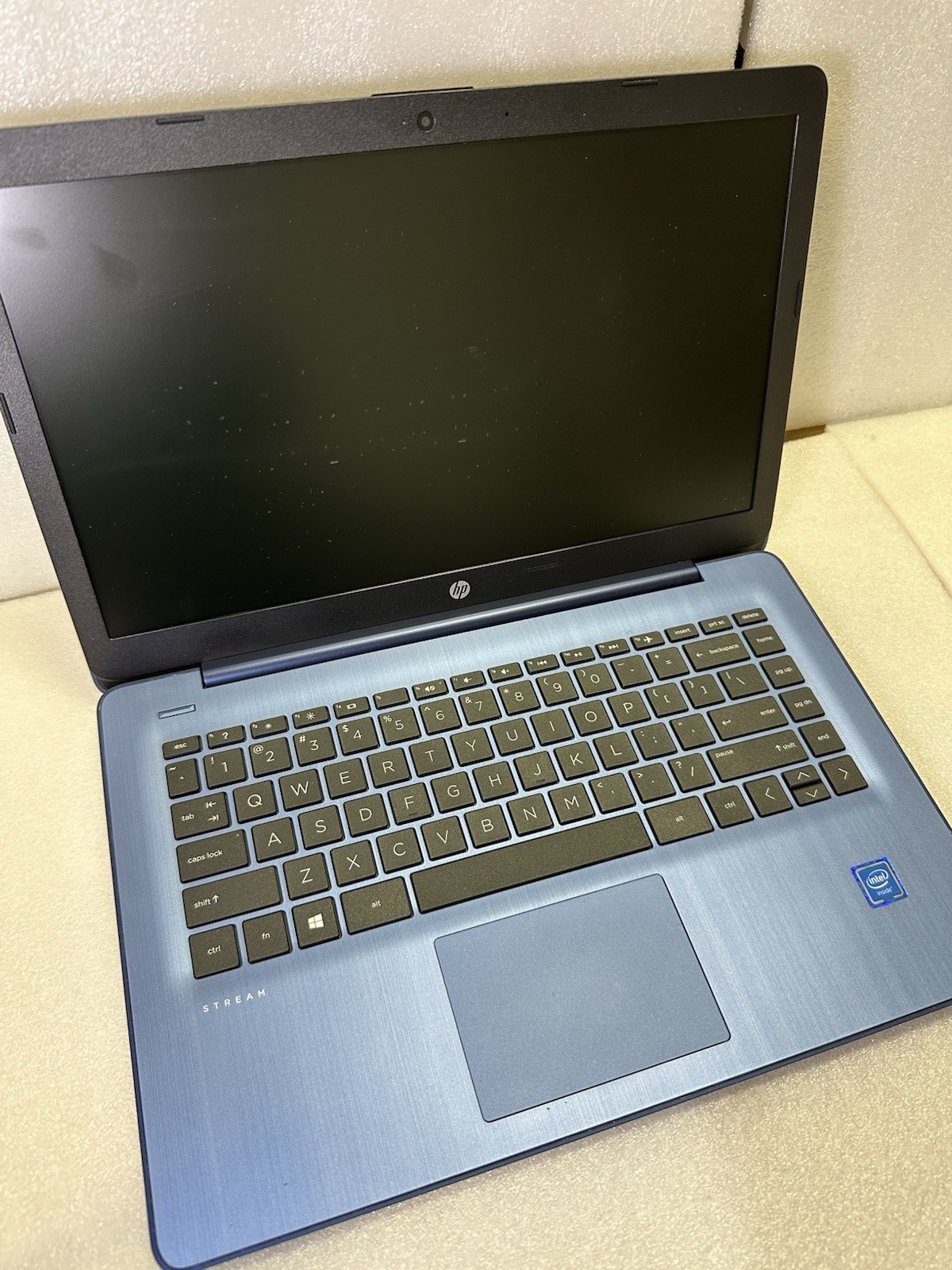 LOT Of 15 LAPTOPS; Gateway, Lenovo, HP, ACER, Samsung