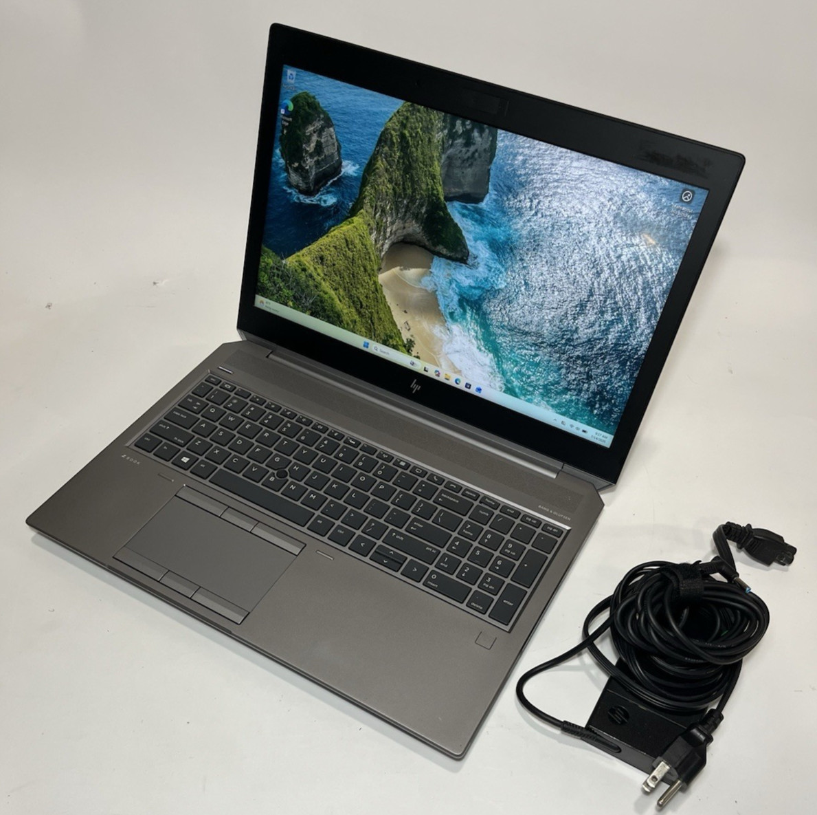 HP ZBook 15 G5 15″ Laptop i7-8850H – 32GB RAM – 256GB NVMe – W11P – 4GB GFX