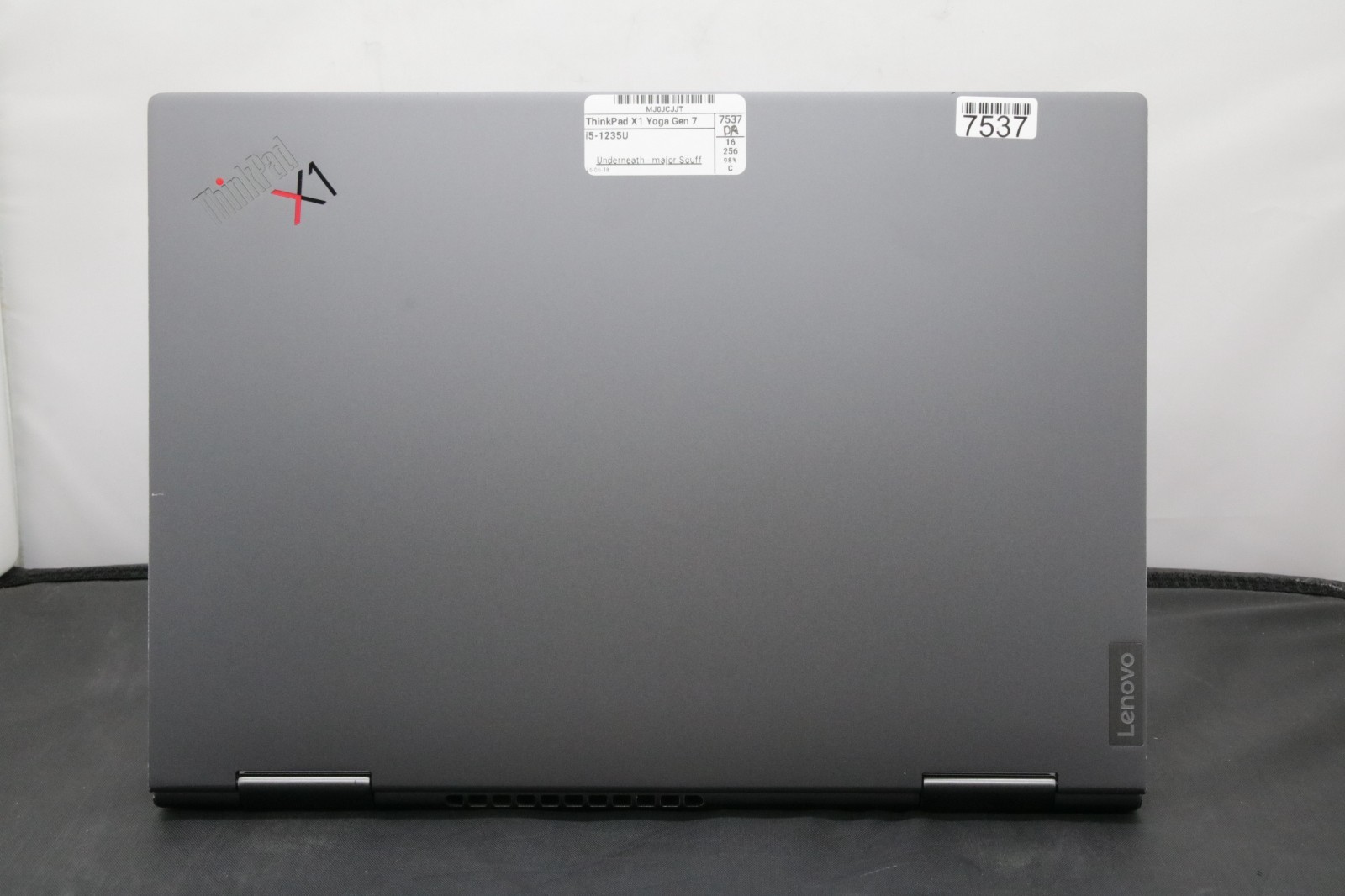 Lenovo ThinkPad X1 Yoga Gen 7 – i5-1235U – 16GB, 256GB, Windows 11 +Adapter