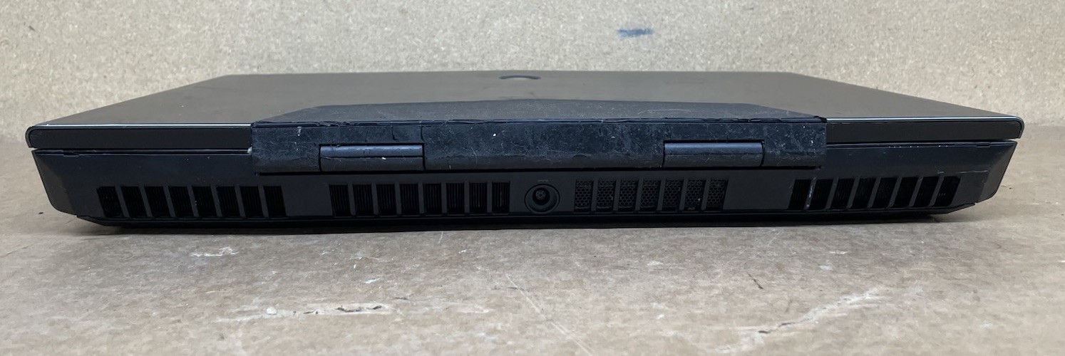 Alienware M17x R3, Intel Core i7-2670QM, 16GB RAM, 1.5TB HDD W10 *READ*