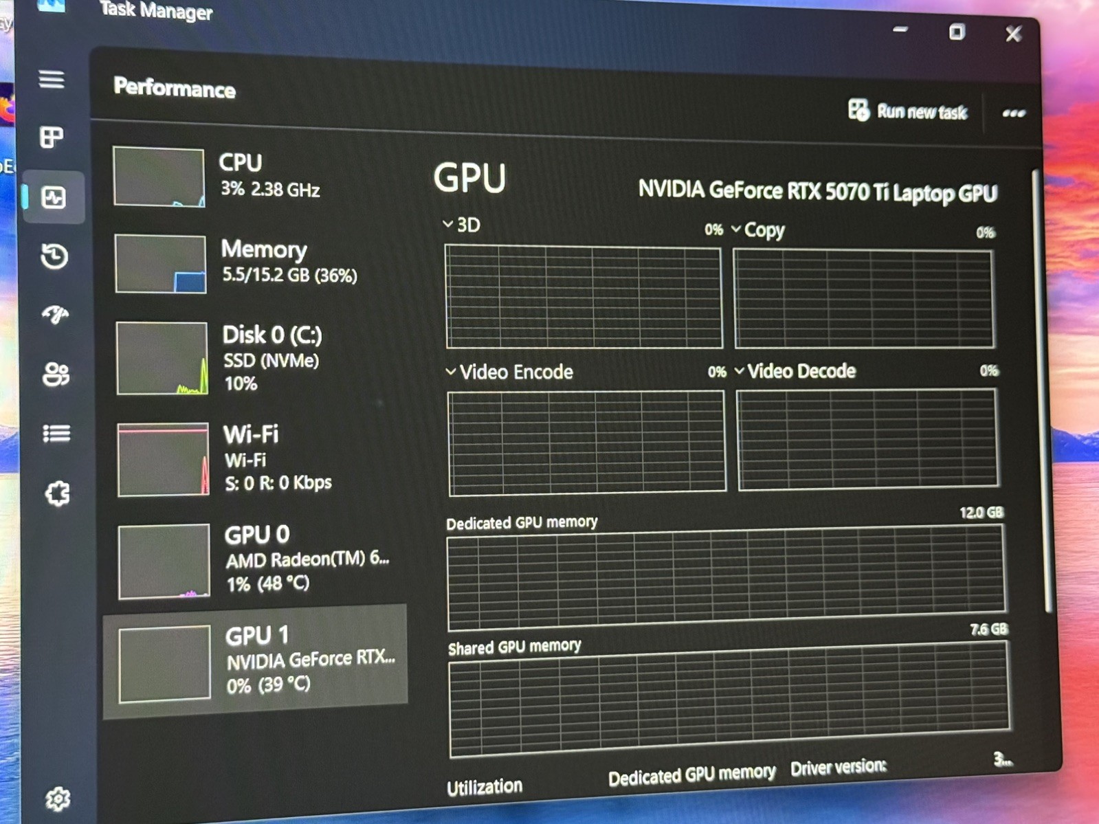 ASUS ROG Strix Gaming Laptop G16 16″ AMD Ryzen 9 8940HX 16GB RTX 5070 Ti 1 TB