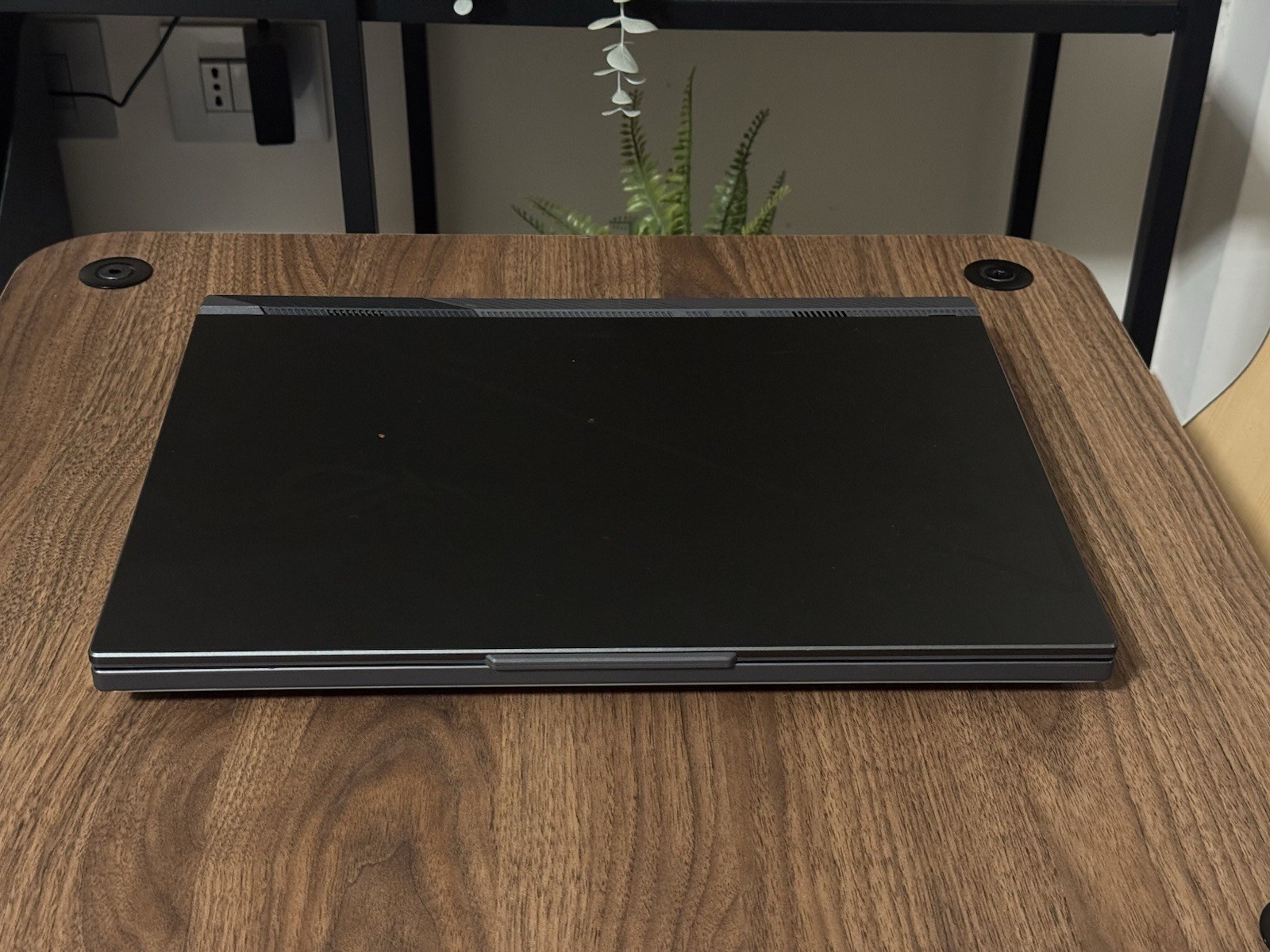ASUS ROG Strix G16 (2023) – i7-13650HX / RTX 4060 / 16GB RAM / 1TB SSD