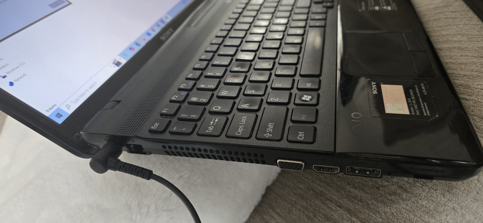 Sony VAIO PCG-71318L Intel Core i3 M370 15.6″ Laptop 4 GB RAM Win10 MS OFFICE