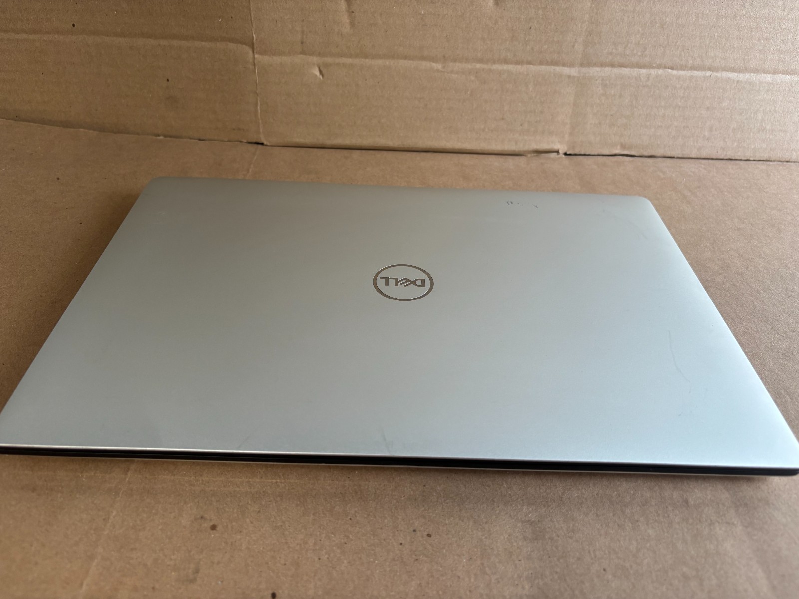 DELL PRECISION 5530 i9-8950HK 2.9GHZ RAM 16GB SSD 1TB QUADRO P2000 4GB BLUETOOTH