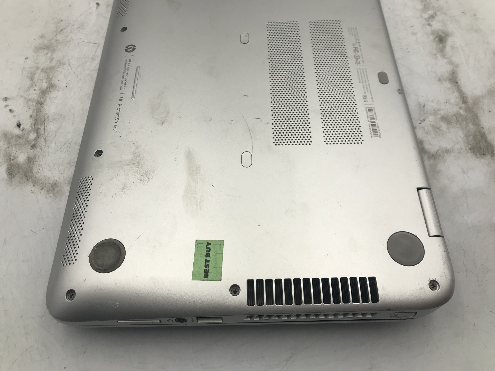 HP 13 A010DX – BOOTS TO BIOS – INTEL I3 4030U – 4GB RAM – NO OS – READ DESC – BB