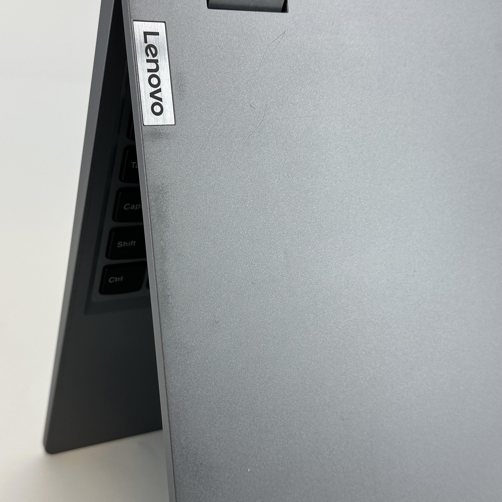 Lenovo LOQ 15 Gray 144Hz FHD 3.8GHz Ryzen 7 8845HS 16GB 1TB SSD NVIDIA RTX 4060