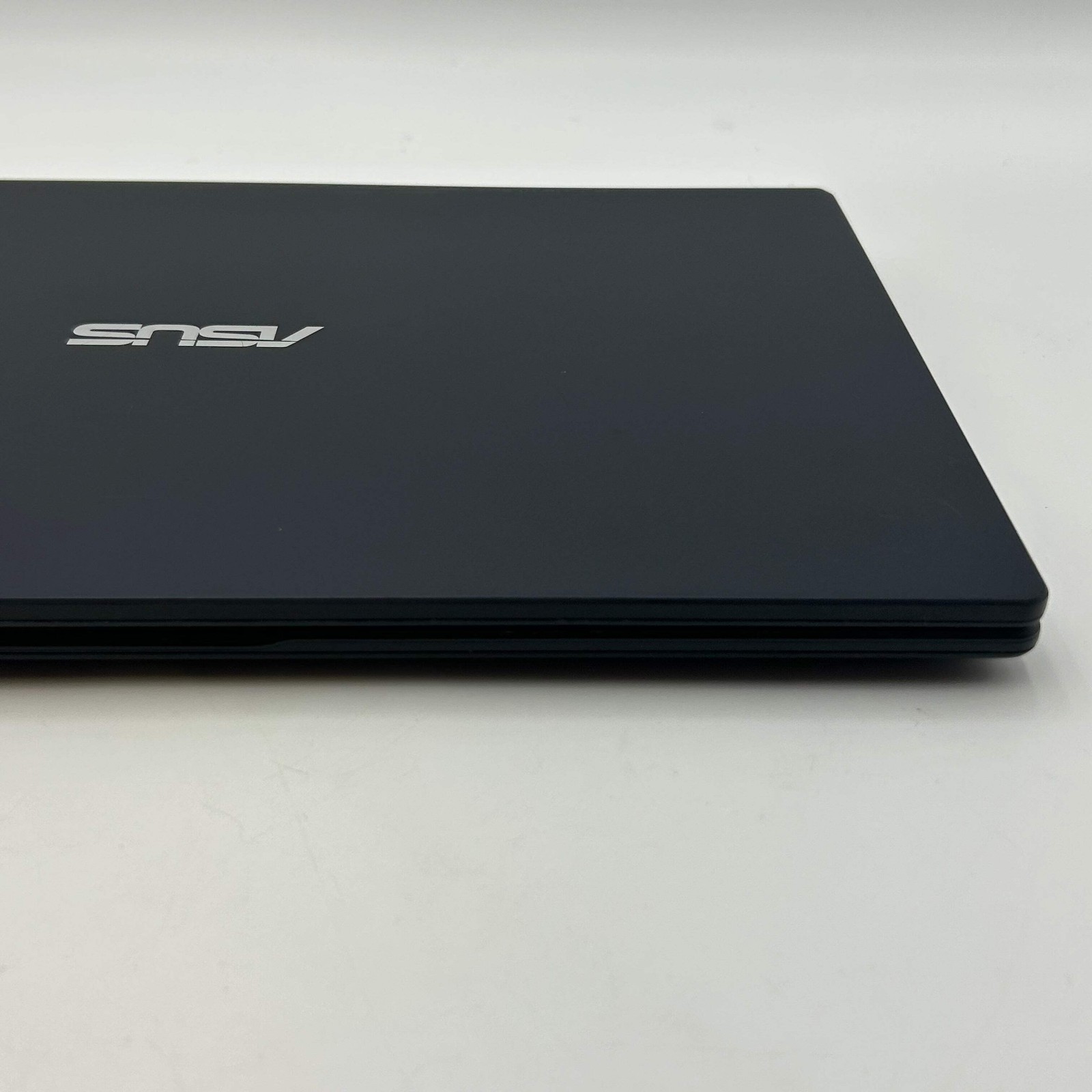 Asus 14″ Laptop Intel Celeron 1.1GHz 8GB RAM 64GB E410M *READ*