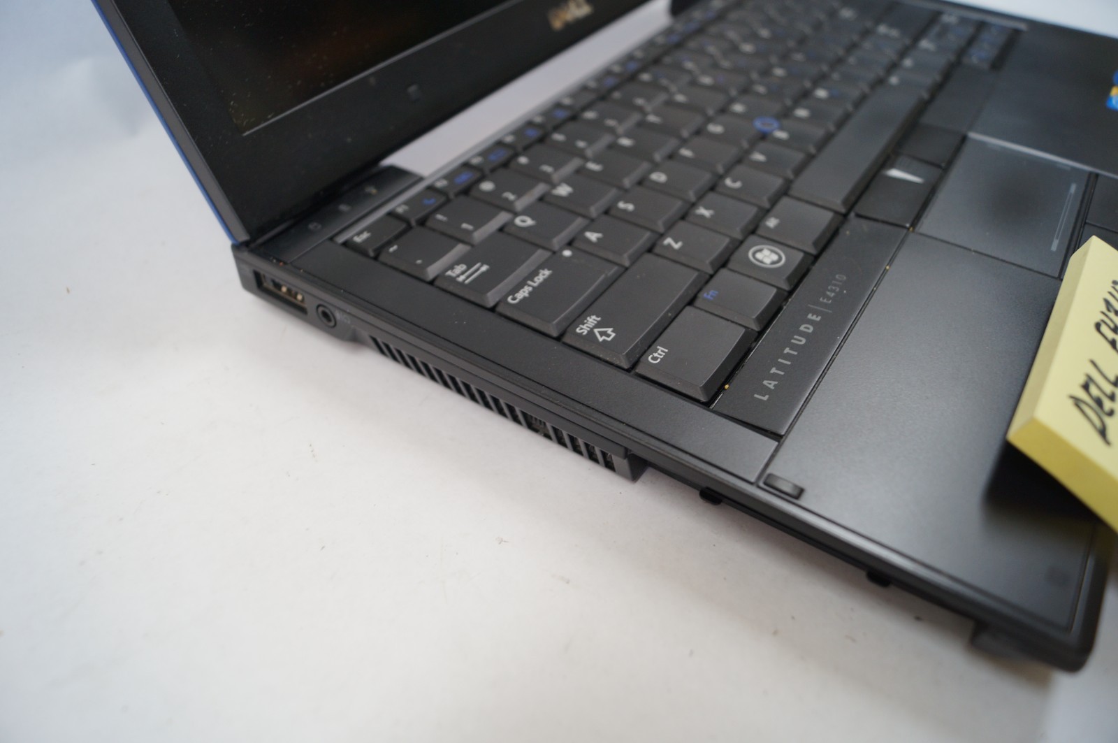 LOT (2) Dell E4300 & E4310 Latitude Laptops Will Not Power On READ PoR B142