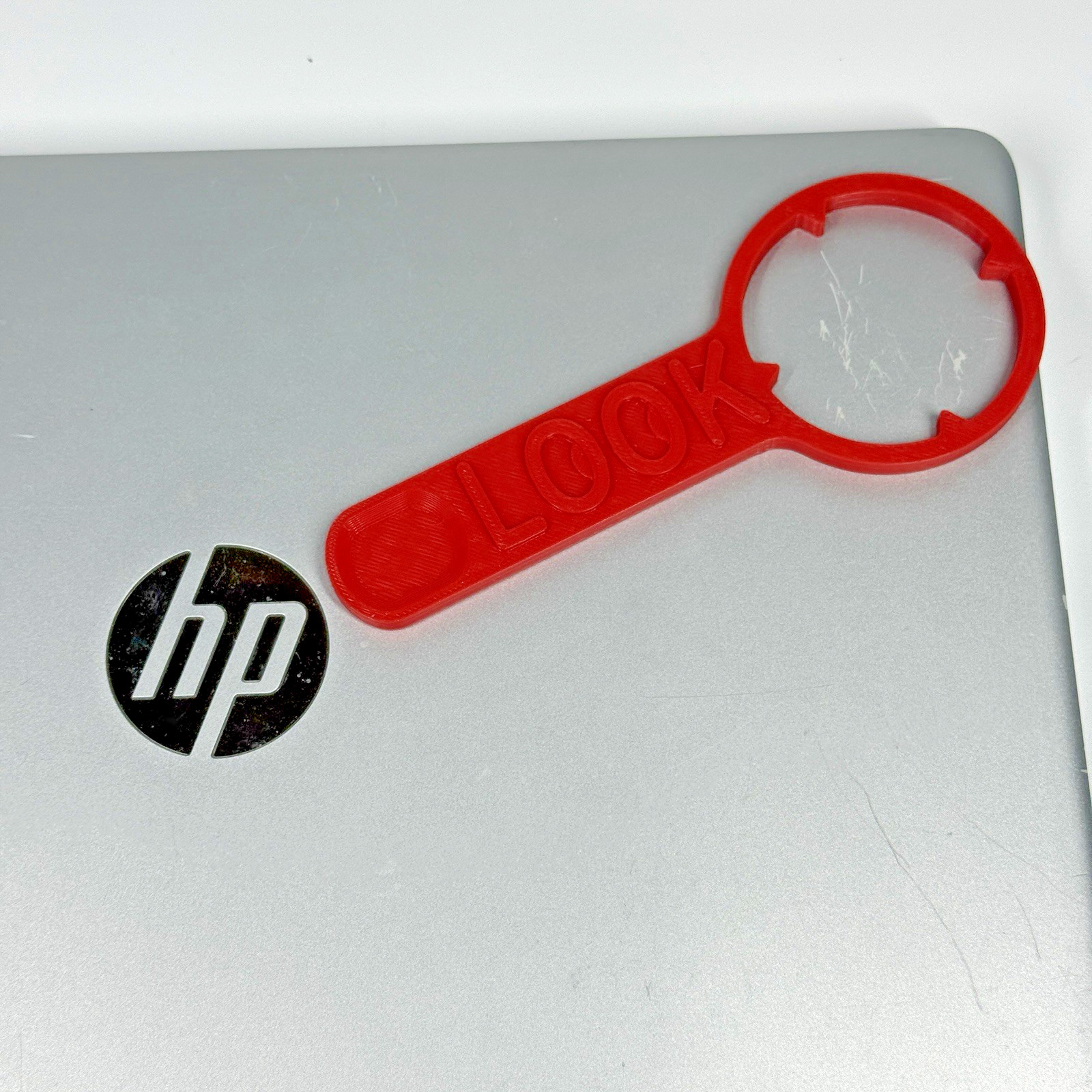 HP 14-cf0051od 14″ Laptop i5-8250U 8GB RAM 256GB SSD Windows 11 w/OEM Charger