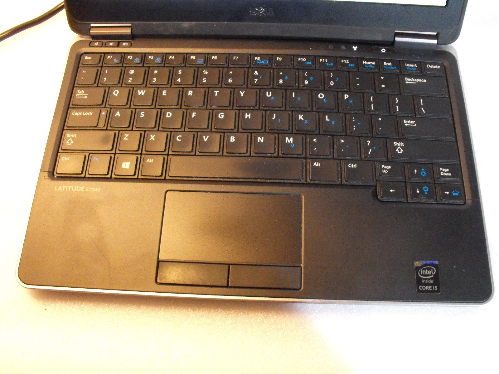 Dell Latitude E7240 12.5″ Intel Core i5-4310U 2.0 GHz, 8GB 128GB SSD Win 11 Pro