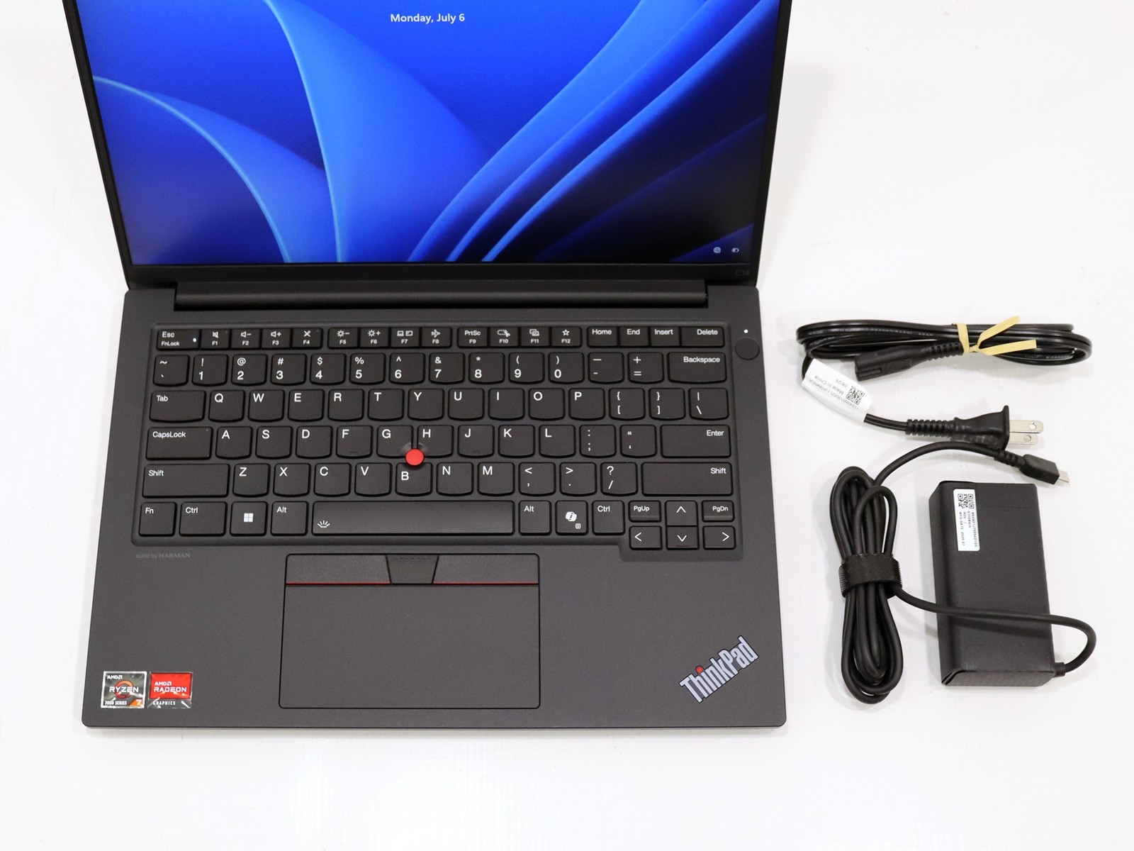 Lenovo ThinkPad E14 Gen 6 14.0″ FHD+ AMD Ryzen 7 7735U 16GB RAM 512GB NVMe W11P