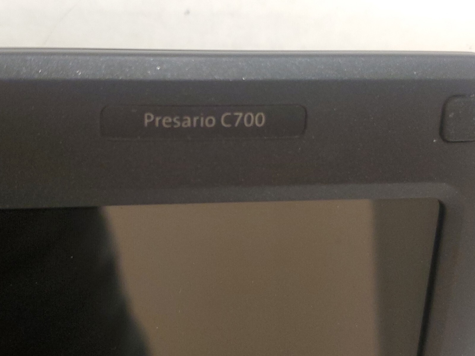 HP Compaq Presario C700 15.4” Intel Pentium Dual Core 1GB RAM NO HDD Works fine